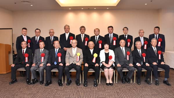 農協運動の仲間たちが贈る　第46回農協人文化賞　8部門19氏を表彰