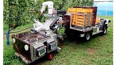 果実収穫ロボで省力化を推進　農研機構、立命館大学、デンソーが開発