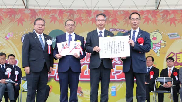 イチゴ優良苗の大量培養技術　埼玉農業大賞「革新的農業技術部門」で大賞受賞　第一実業
