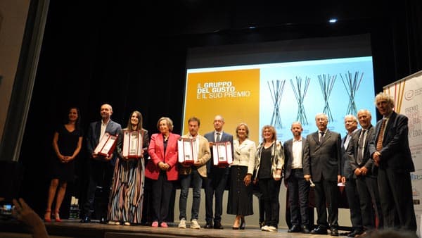 ナポレオンゆかりの島で「グルメ」記者らが贈る賞　ローマ在住ジャーナリスト・茜ヶ久保徹郎【イタリア通信】