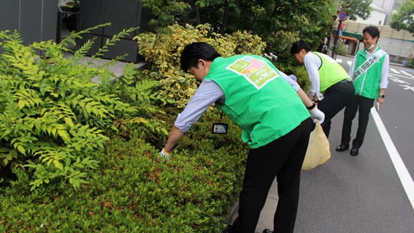 「千代田区一斉清掃の日」全国本部の役職員が清掃活動に参加　ＪＡ共済連