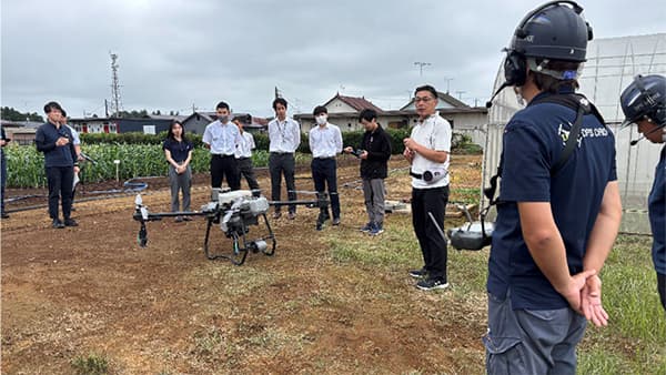 ＪＡ全農が千葉県成田市でドローン実演会　KDDIと提携で農業用ドローン活用を加速