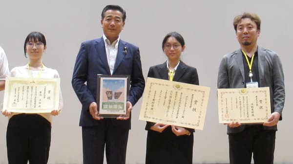 農業機械の転落・転倒対策　重点に　秋の農作業安全確認運動　農水省