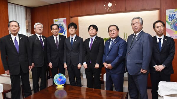 生産者が将来見通せる政策を　鈴木農相を表敬訪問　山野ＪＡ全中会長ら