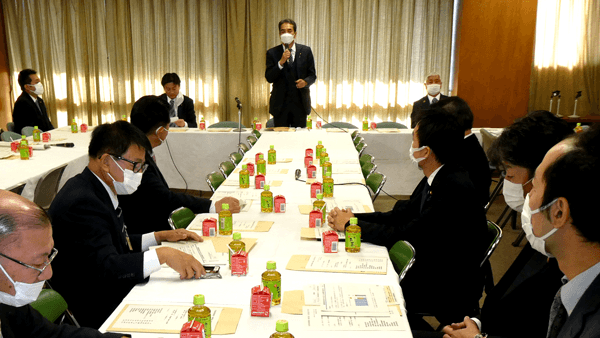 農家支援へ収入保険に特例設置へ　甚大な災害年の収入を補正し補てん確保　災害頻発で農水省
