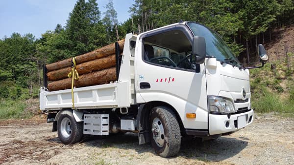 林業専用四駆「スタンションダンプ2.7t高床4WD」本格レンタル開始　アクティオ