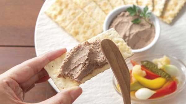 手軽に本格的なおつまみを　キユーピー業務用「スノーマン レバーペースト」新発売