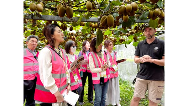 ニュージーランドのゼスプリ社で有機キウイの「公開確認会」実施　パルシステム