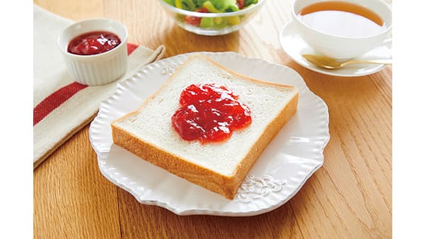 マーガリン不使用「しっとり食パン（生クリーム使用）」新登場　パルシステム