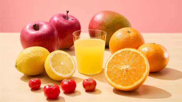 「私のフルーツこれ一本 1日分のマルチビタミン」新発売　カゴメ