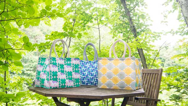 「エコマイバッグ」10周年記念　歴代人気デザイン投票開始　コープさっぽろ