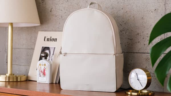 ＪＡアオレンの廃棄りんご活用　アップルレザー「aplena」展開開始　LOVST TOKYO