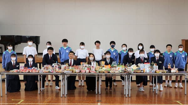 生徒自らSDGsの学びを実践　フードドライブ寄贈式開催　パルシステム群馬
