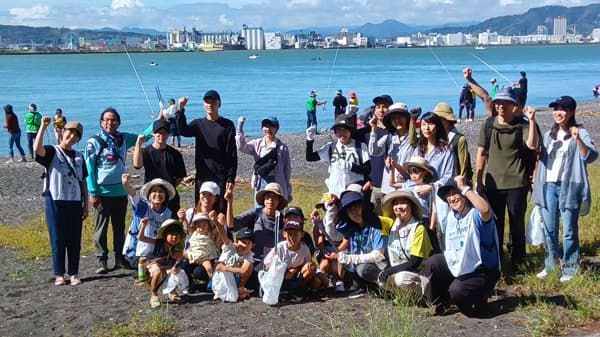 漁業者、メーカー、消費者でビーチクリーン　南房総で開催　パルシステム連合会