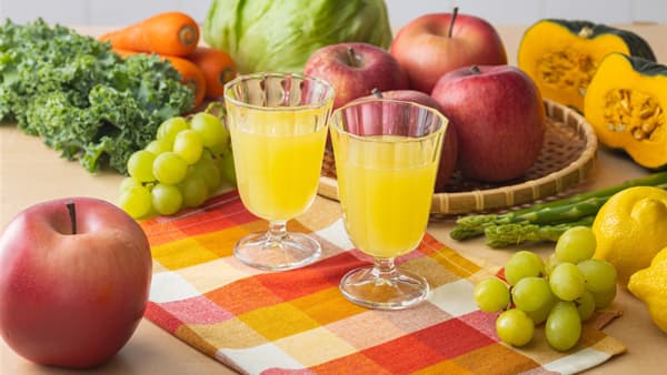 地産全消「野菜生活100 青森りんごミックス」新発売　カゴメ