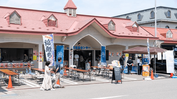 道の駅岩城「アキタウミヨコ」生産者に出会える直売会を実施