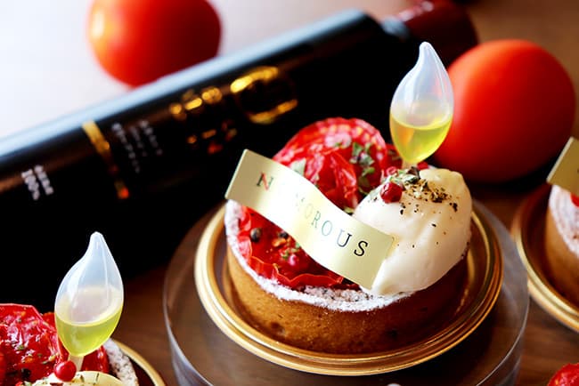 加熱調理用トマト「すずこま」のケーキ　期間限定販売