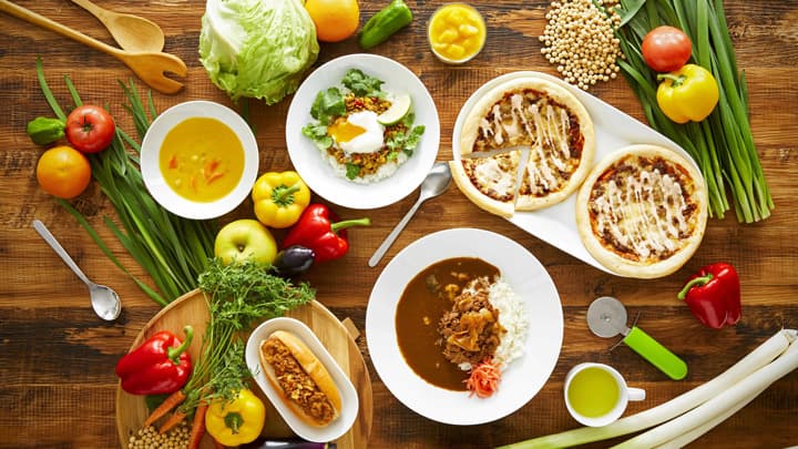 代替肉のネクストミーツ　イケアでNEXT牛丼を提供