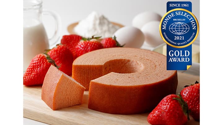 イチゴと落花生のバウムクーヘンがモンドセレクション受賞　成田ファームランド