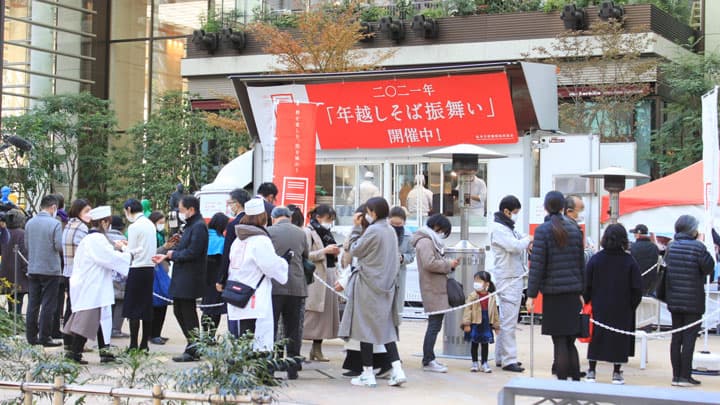 「東京二八そば」大晦日を前に「年越しそば」試食イベントが大盛況
