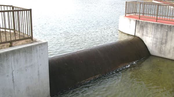 ため池の豪雨対策　水位上昇を防ぐ対策効果を可視化　農研機構