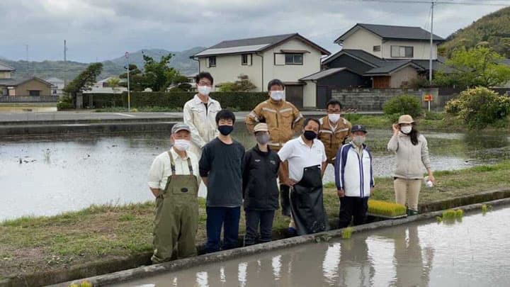 ドローンによるオーガニック酒米の種籾直播　徳島県小松島市で実施　ワイズ技研