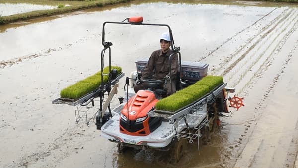 田植え機「ナビウェル」スペシャルクラスNW50S　ICT機能を5条植えに搭載　クボタ