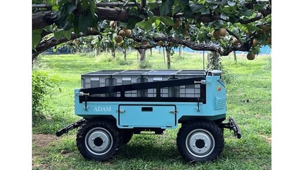 自律走行AIロボット「Adam」初回生産分を完売　輝翠