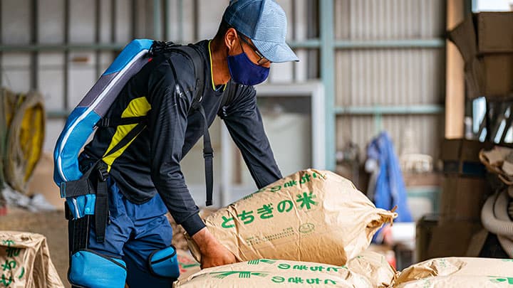 重労働の米農家による「マッスルスーツ」導入事例を公開　イノフィス