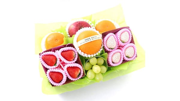 旬のおいしさ「紅まどんな＆いちごフェア」開催中　アオキフルーツオンライン