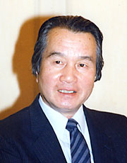 森島 賢氏