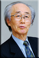 内橋克人氏　経済評論家