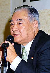 谷津義男