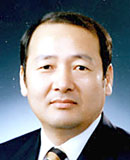 王 成宇先生