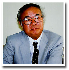 鈴木俊彦氏