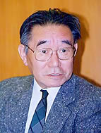 梶井功氏