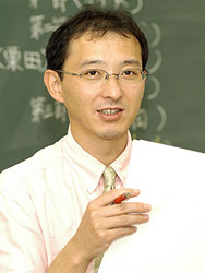 立正大学経済学部助教授 北原 克宣