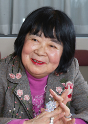 吉武輝子さん