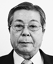 会長　小那覇安優