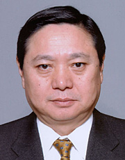 日向志郎（常務取締役）