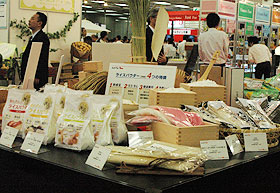 米粉商品展示コーナー
