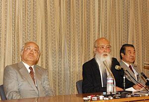 （左から）久野氏、宇沢氏、山田氏