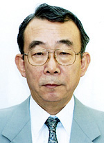 荒田盈一 氏