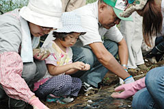 地域住民が参加する「おぎの体験農園」