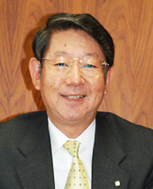 横浜植木（株）代表取締役社長　渡邊宣昭