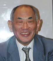 近藤　博彦氏