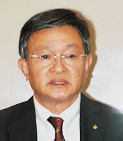 菅原章夫氏