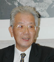 前田千尋氏