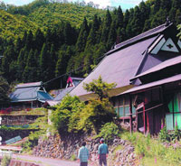 日本の伝統的な農村風景。決して古くさい場所ではなく、未来への可能性を教えてくれる場所として考えられる