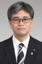 滝井一貴氏